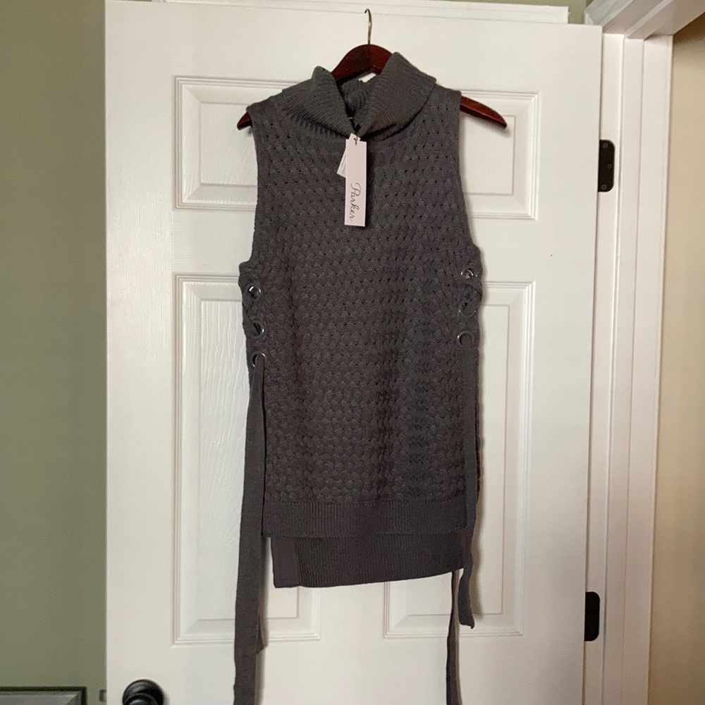 Parker NWT grey sweater sleeveless Size S